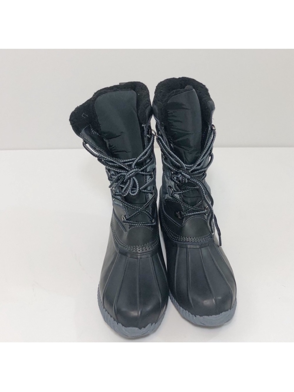 Lands' End Black Women's Insulated Lace-Up Winter Boots - Size 9.5
